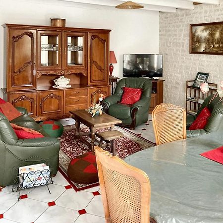 Maison Confortable Au Coeur De Fleurac Avec Grand Jardin Esterno foto