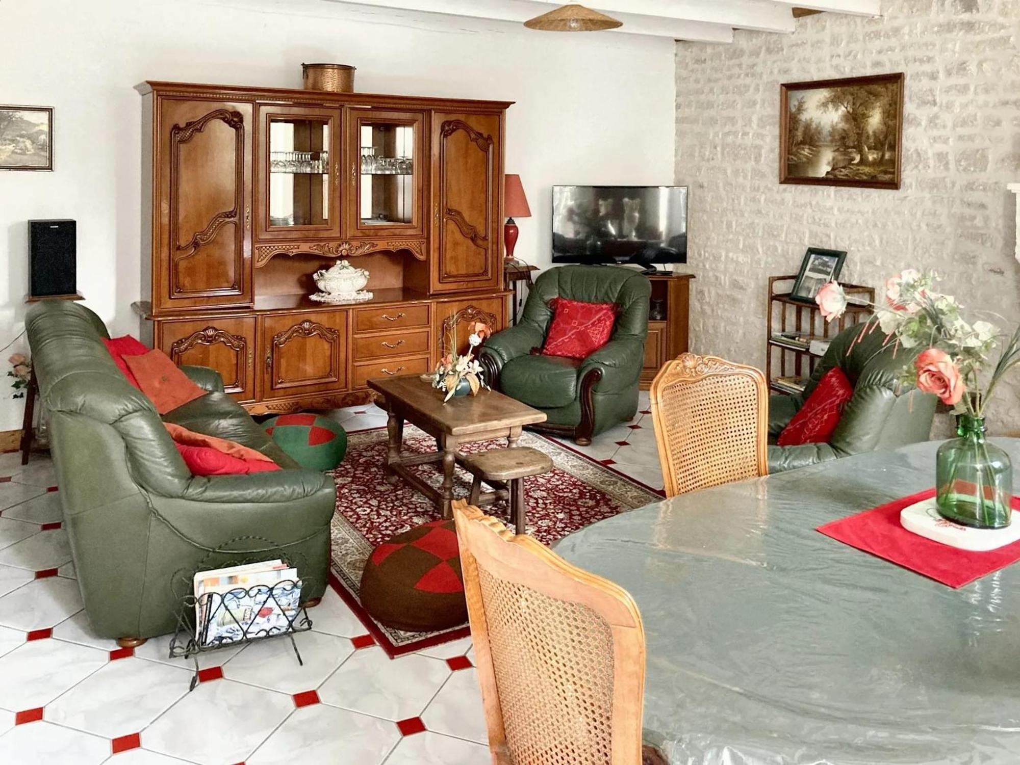 Maison Confortable Au Coeur De Fleurac Avec Grand Jardin Esterno foto